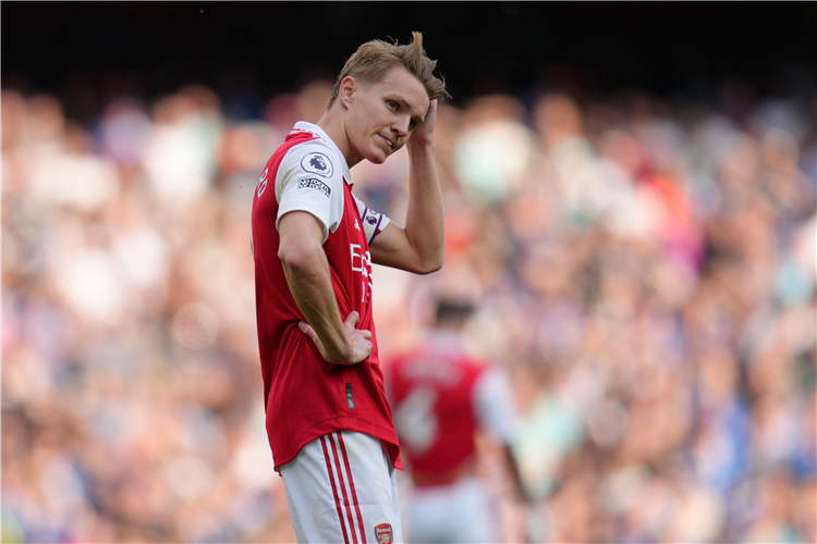 Arsenal's Martin Odegaard reacts to defeat