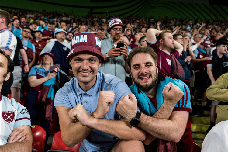 West Ham supporters.