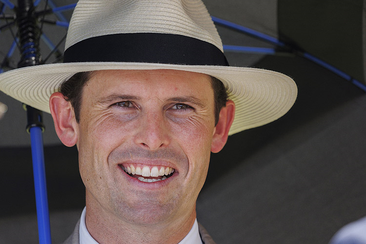 Trainer : JAMES CUMMINGS after, CYLINDER winning the FUJITSU GENERAL SILVER SLIPPER STAKES