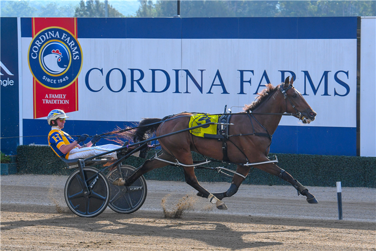 FRANKIE FEROCIOUS winning the CORDINA CHICKEN FARMS CHARIOTS OF FIRE (GROUP 1)