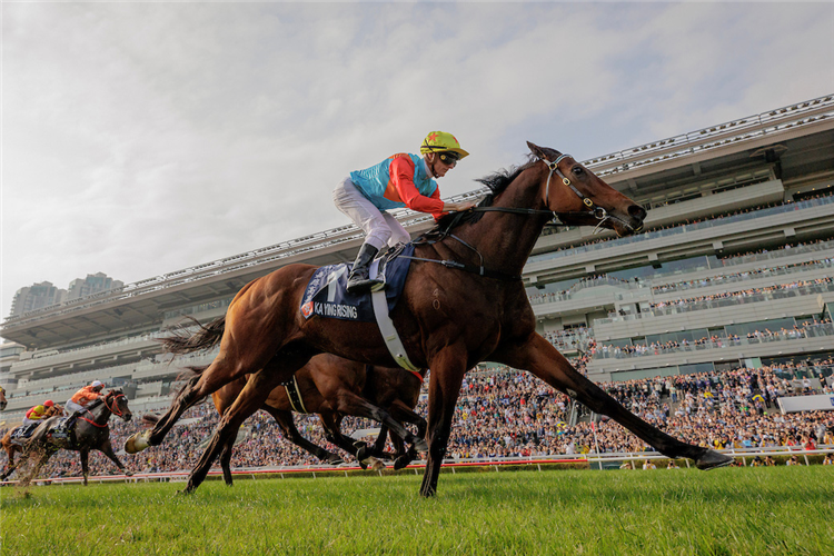 KA YING RISING winning the THE LONGINES HONG KONG SPRINT