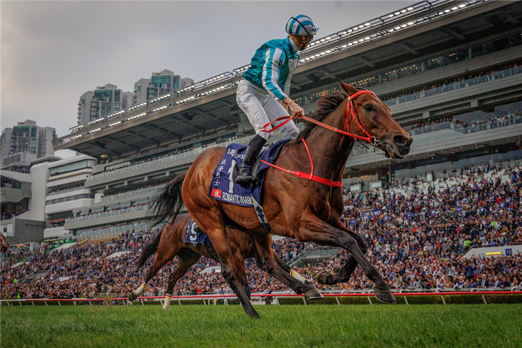 ROMANTIC WARRIOR winning the THE LONGINES HONG KONG CUP