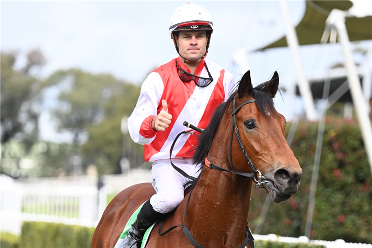 Jockey : AARON BULLOCK