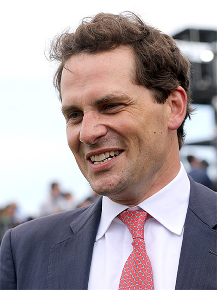 驯马师：马特·库马尼