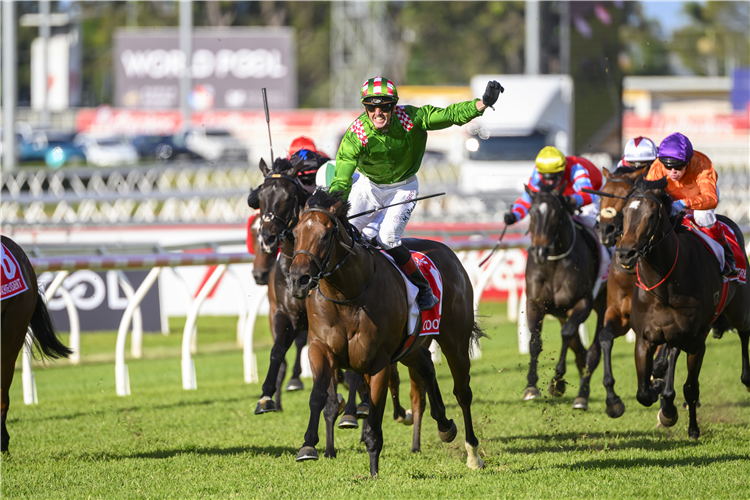 COOL ARCHIE winning the Ladbrokes J.J. Atkins - Group 1
