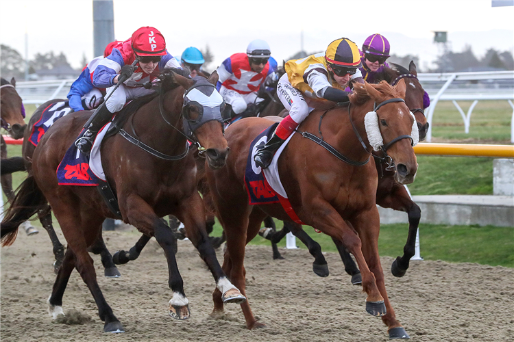 GEMMA FLITZ (inside) winning the POLYTRACK CHAMPIONSHIP