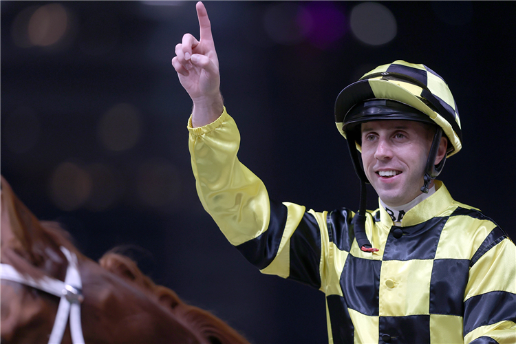 Jockey : BRENTON AVDULLA