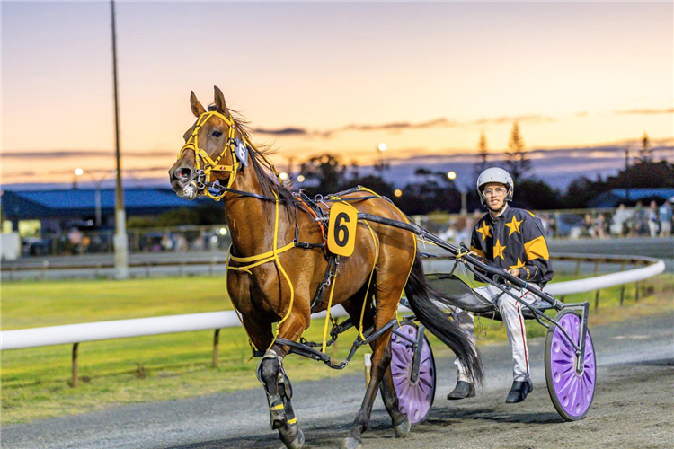 Up and coming driver Liam Elliot has leant on the wisdom of Aldo.