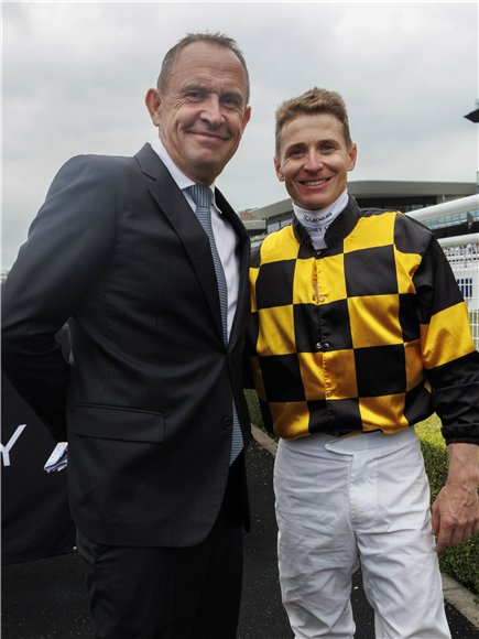 Trainer : CHRIS WALLER and Jockey : JAMES McDONALD after, JOLIESTAR winning the SUPER SETH @ COOLMORE CANTERBURY STAKES