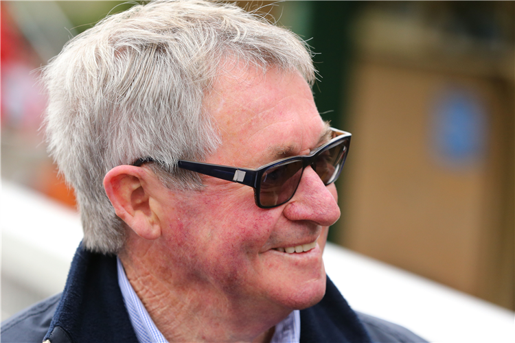 Trainer : Pat Hyland.