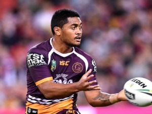 ANTHONY MILFORD of the Broncos passes the ball during the NRL match between the Brisbane Broncos and the Sydney Roosters at Suncorp Stadium in Brisbane, Australia.