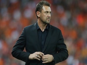 Wanderers coach TONY POPOVIC looks on during the A-League Elimination Final match between the Brisbane Roar and the Western Sydney Wanderers at Suncorp Stadium in Brisbane, Australia.
