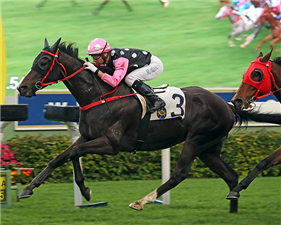 Joao Moreira sticks with Beauty Legacy in the Classic Mile.