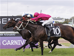 GRINGOTTS winning the THE AGENCY GEORGE RYDER STAKES