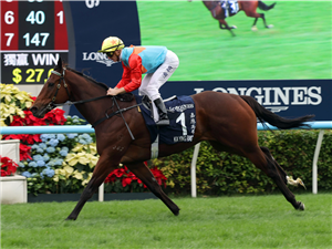 KA YING RISING winning the Hong Kong Sprint