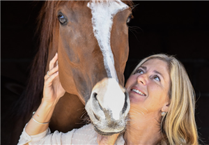 Trainer : CANDICE BASS