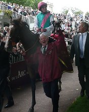 Workforce returns after winning the Arc<br>Photo by Racing and Sports