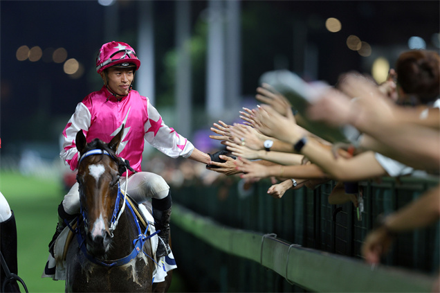 何澤堯在港累積五百八十三場頭馬