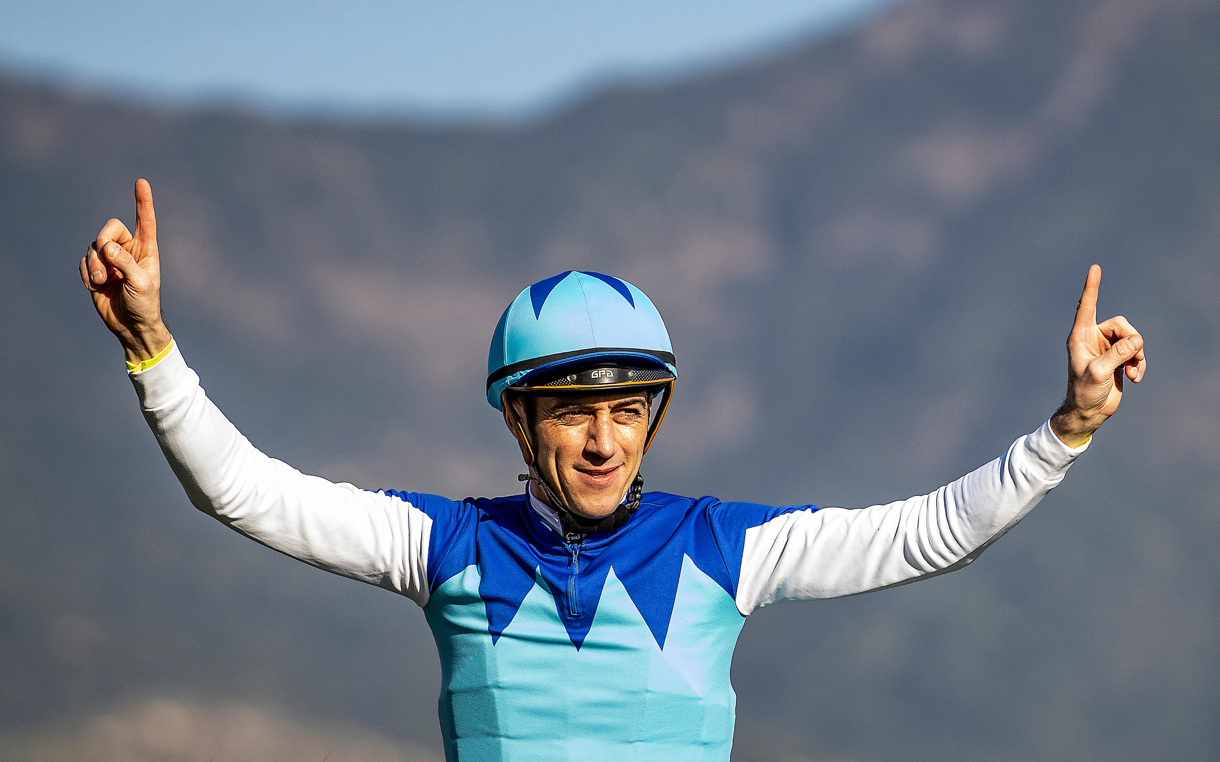 「歌利巨人」已抵達香港為一級賽富衛保險女皇盃備戰。