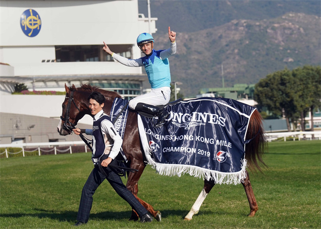 蘇銘倫以往在港策騎時成績斐然