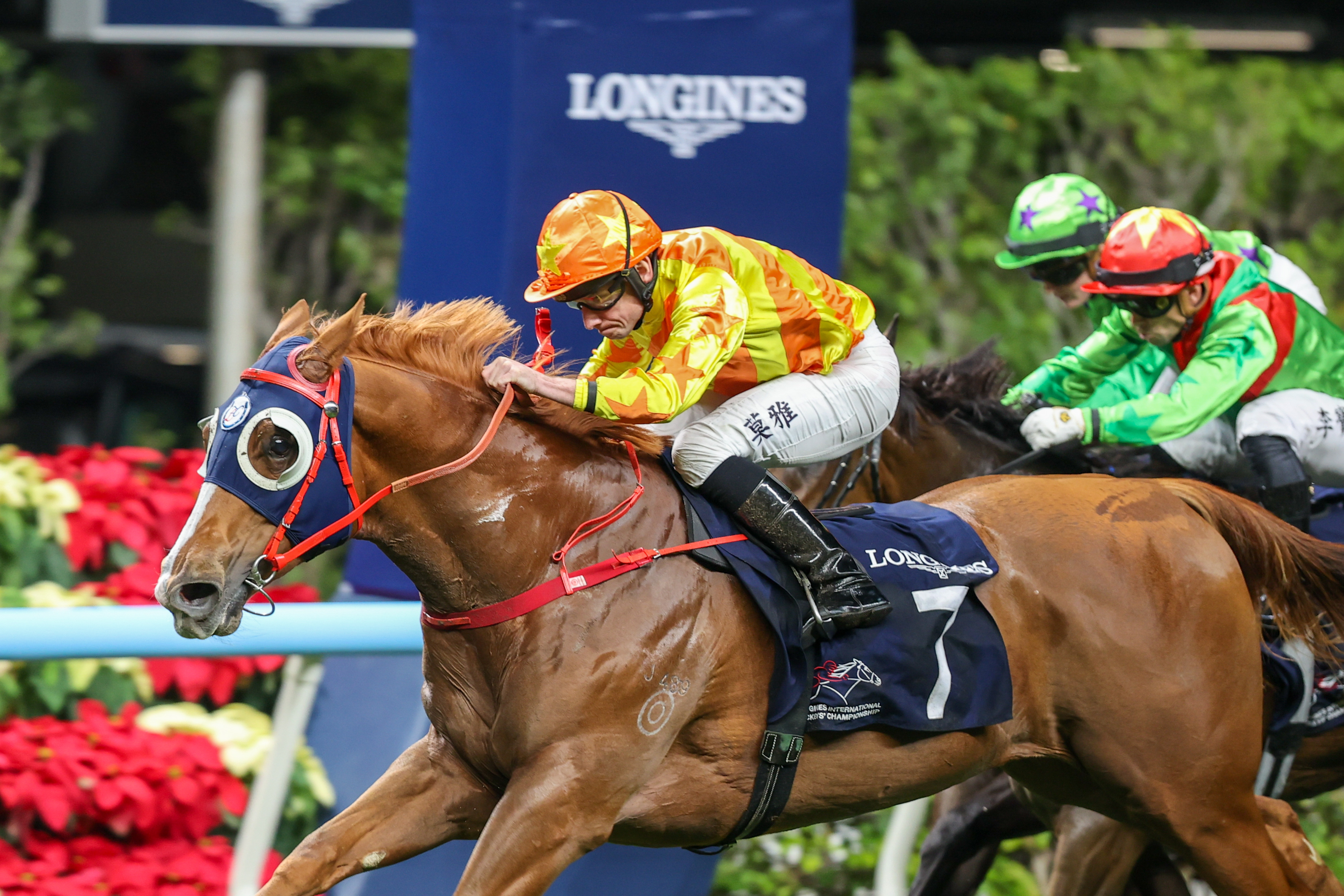 莫雅策騎「凱旋升」勝出，成功第三度在浪琴國際騎師錦標賽封王
