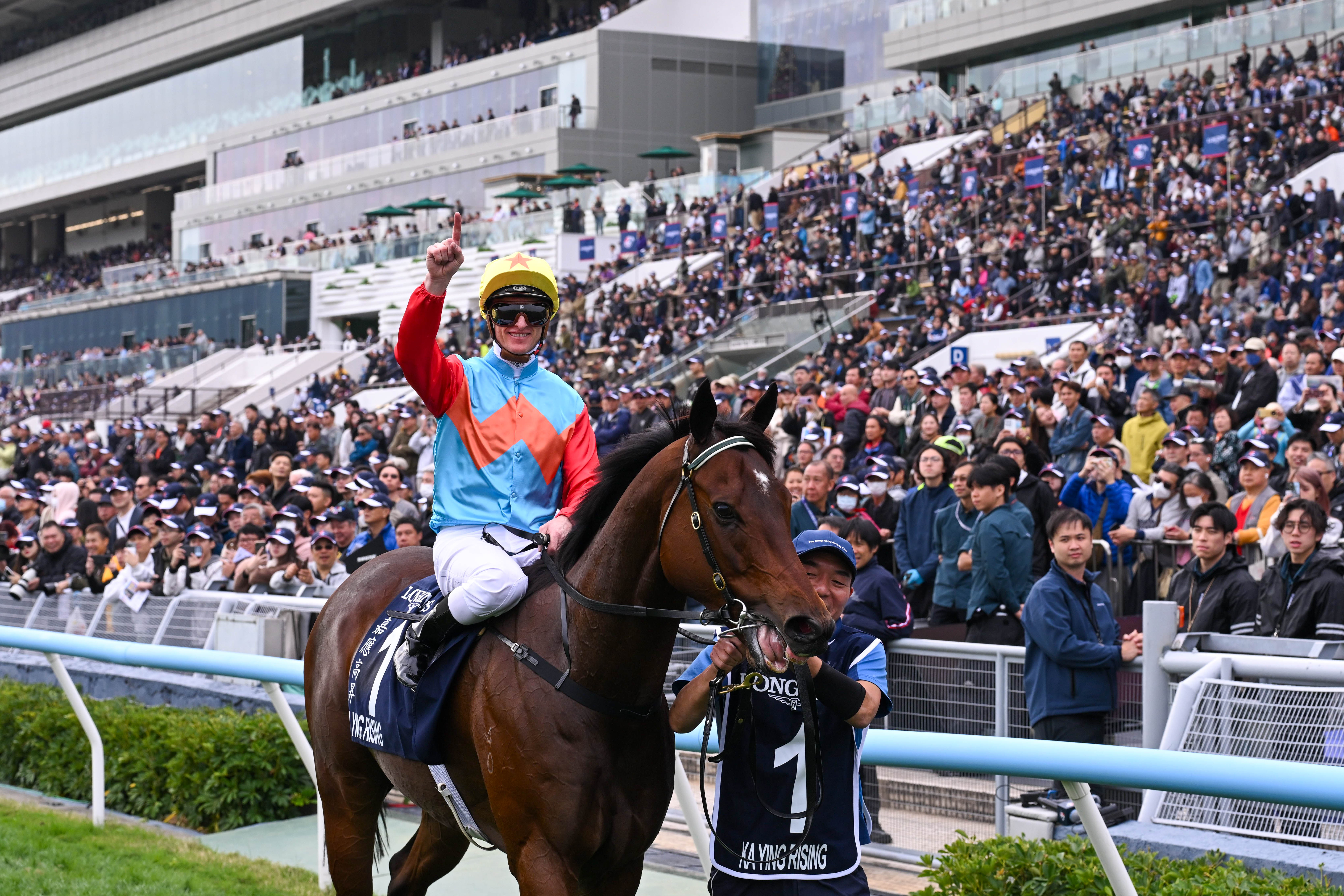 潘頓與「嘉應高昇」這對人馬組合攜手取得第十五場頭馬