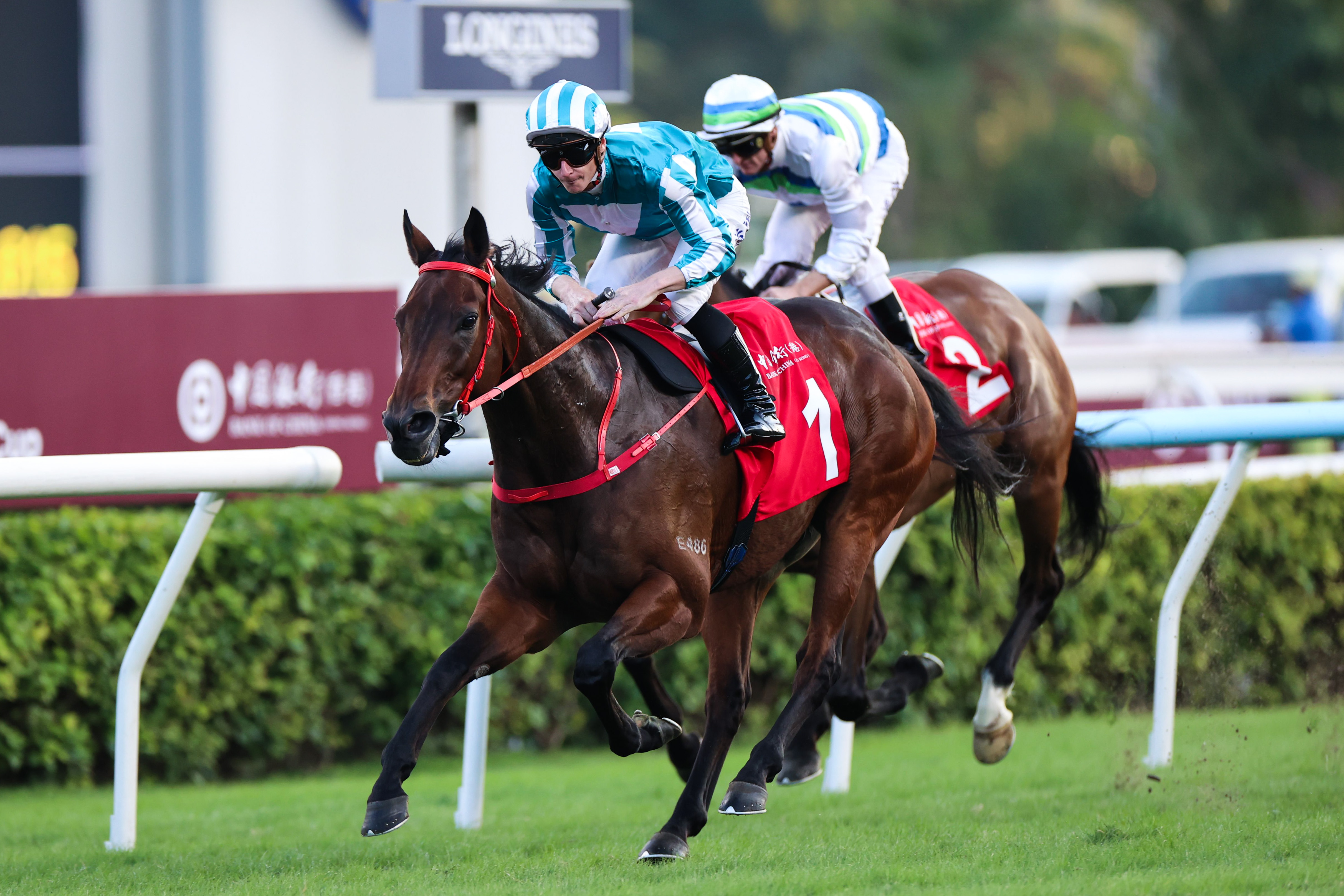「浪漫勇士」在麥道朗胯下輕鬆摘冠