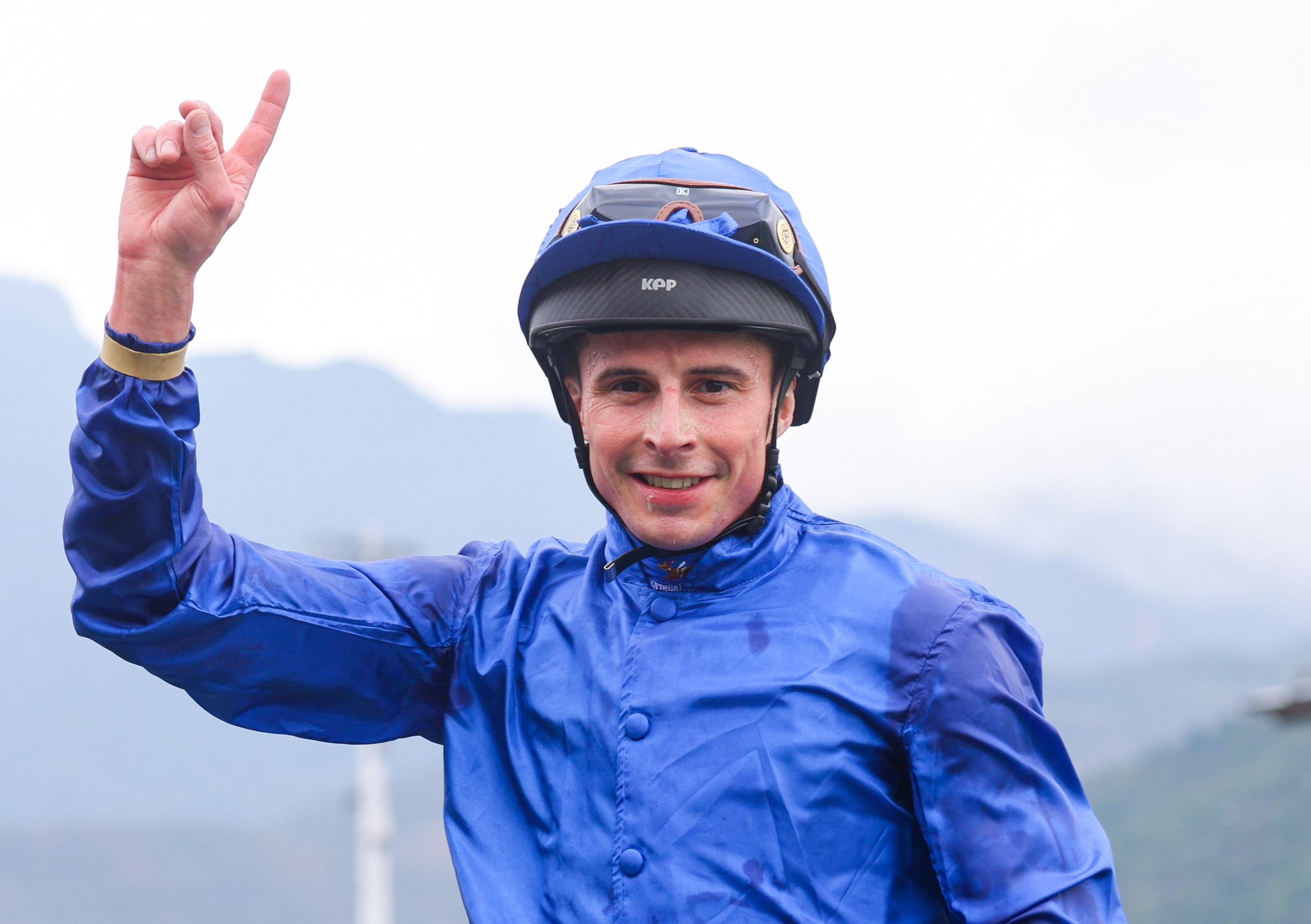 布宜學迄今屢獲一級賽冠軍