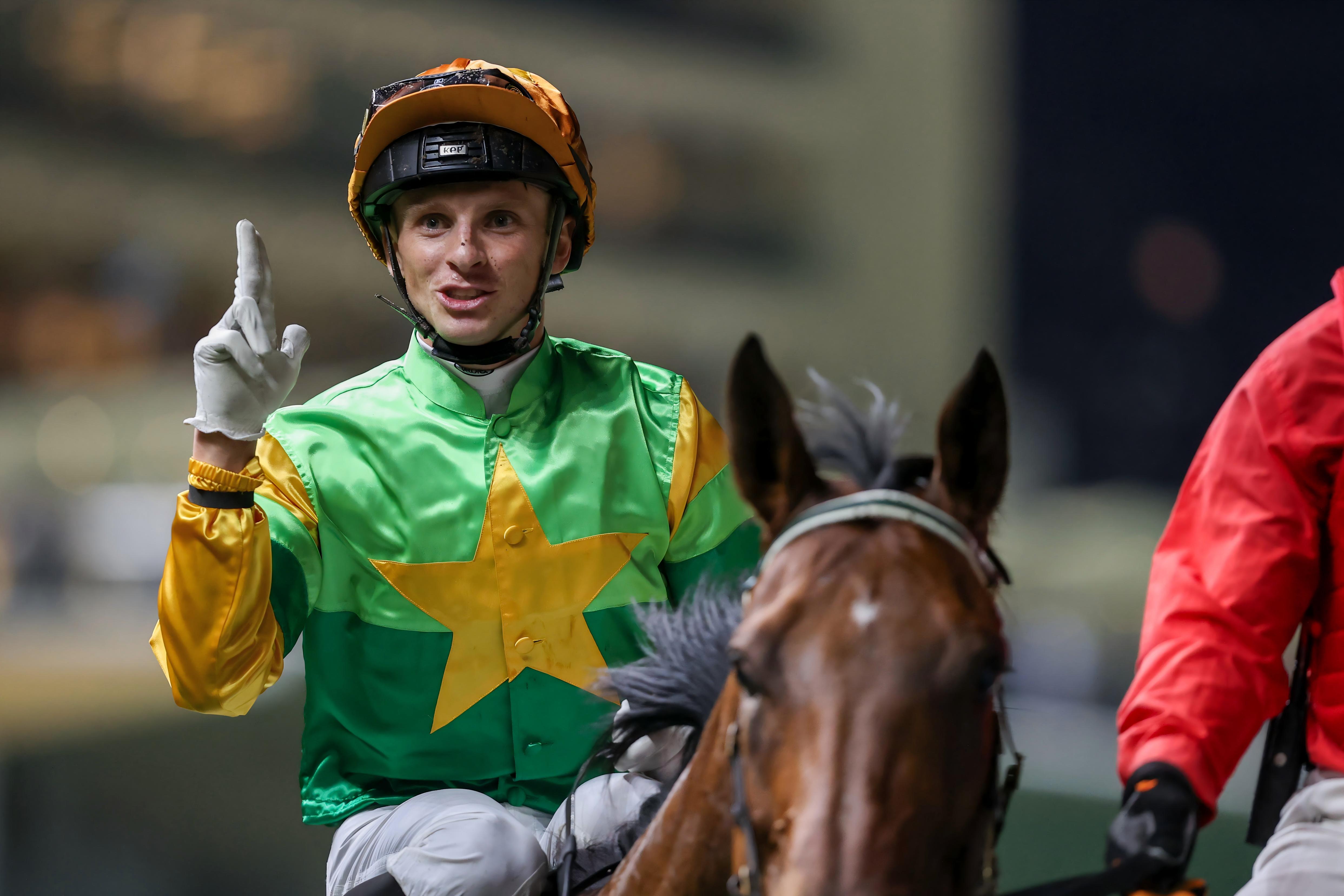 早前因傷缺陣的希威森，利用暑期休賽的空檔為復出做好準備。