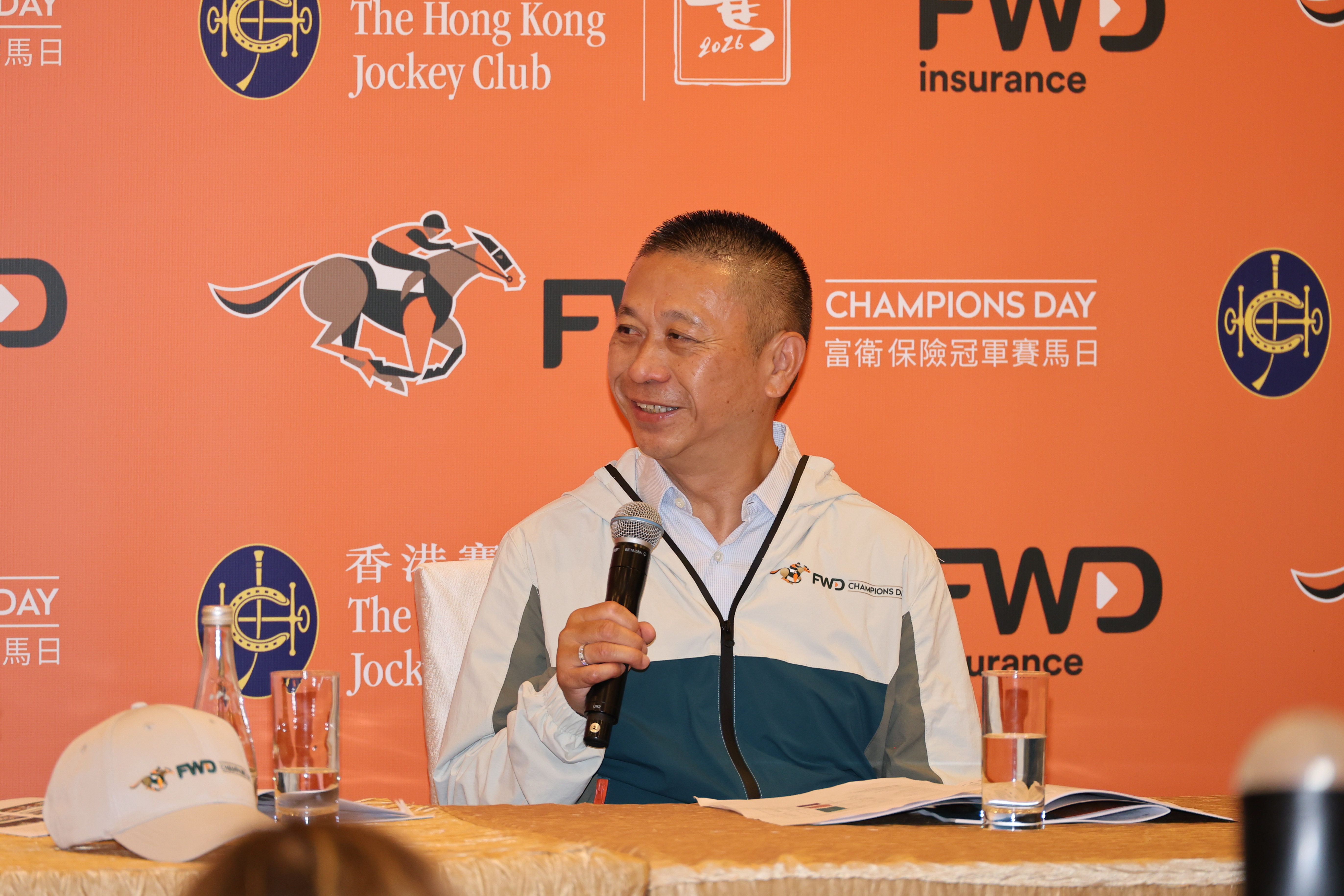 沈集成出席週四（4月23日）在沙田舉行的富衛保險冠軍賽馬日記者招待會