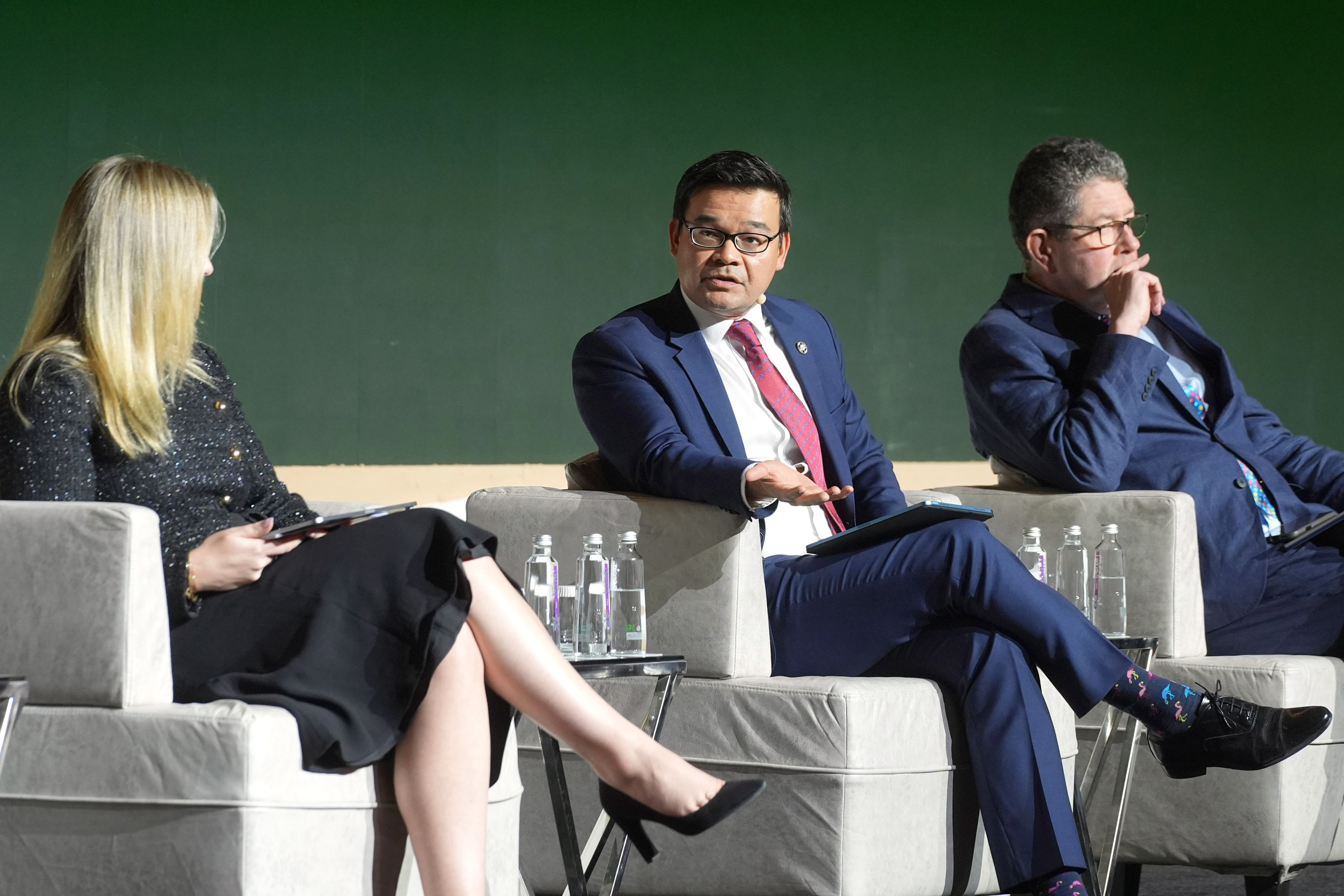 國際賽馬組織聯盟轄下打擊非法賭博及相關罪案理事會總監兼香港賽馬會國際非法賭博研究及聯絡執行經理羅德敬在第四十一屆亞洲賽馬會議上發表演講