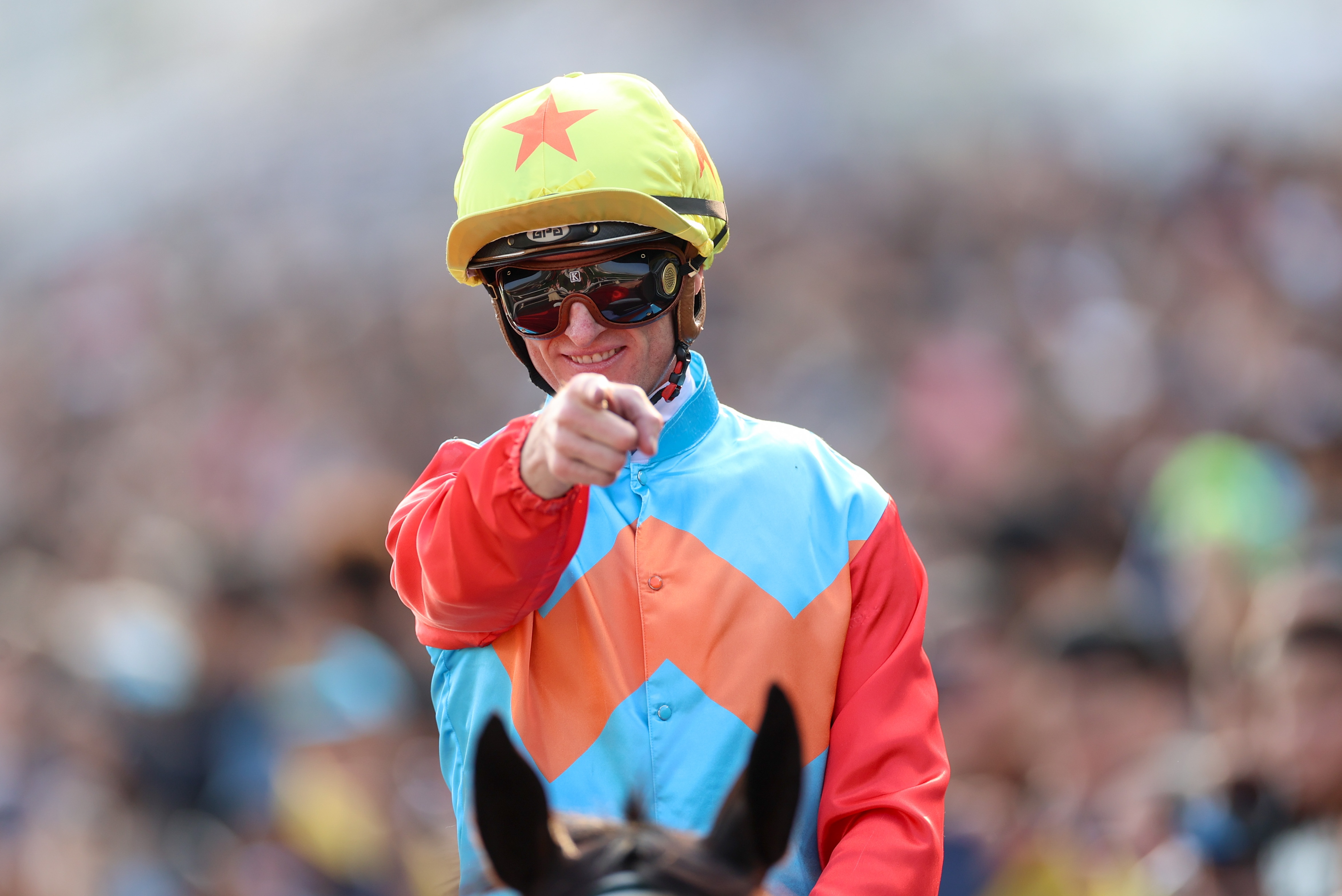 潘頓與「嘉應高昇」的人馬組合曾贏得十八場頭馬