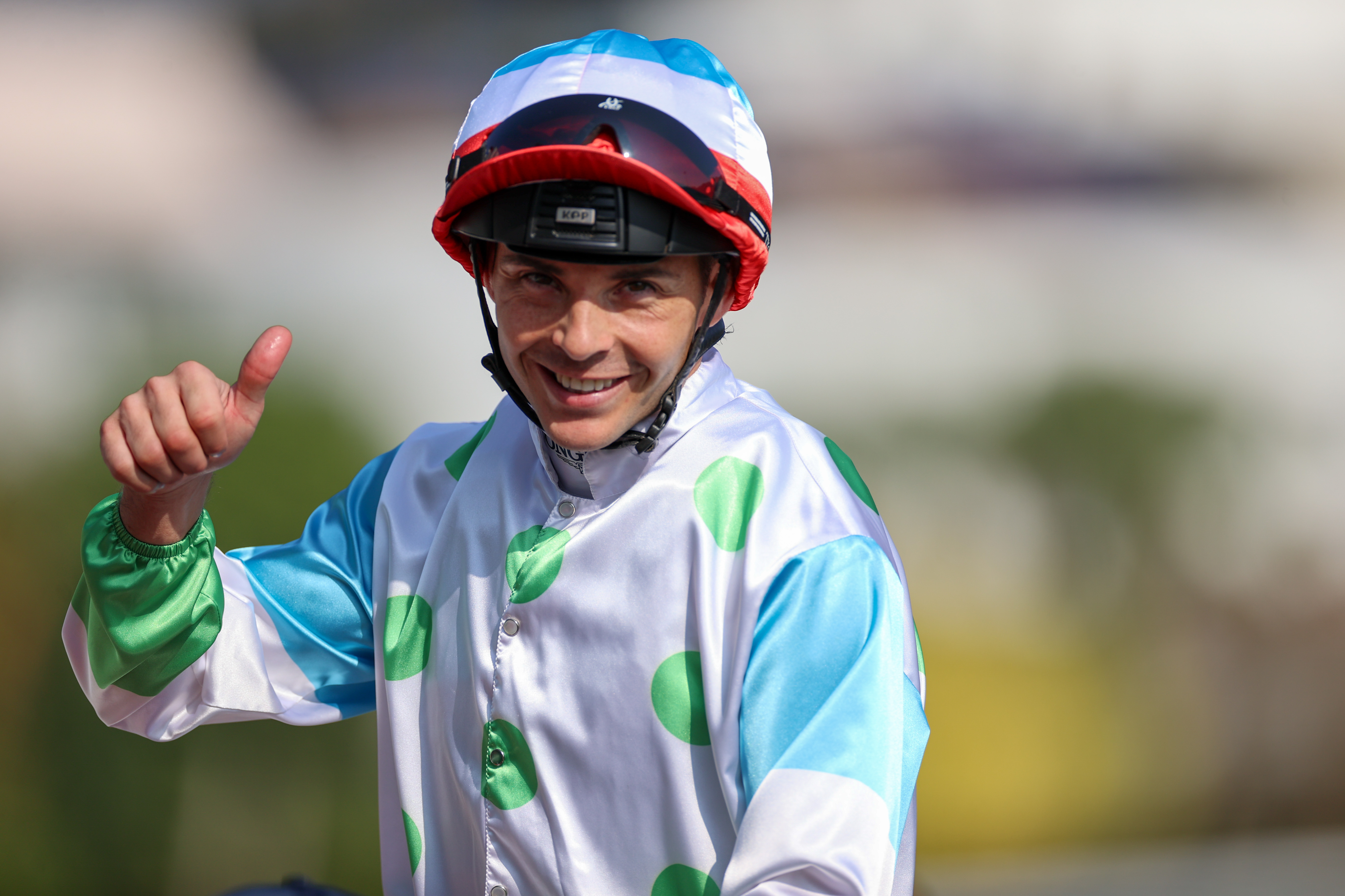 紀仁安力爭於週日在沙田馬場攻下香港經典一哩賽