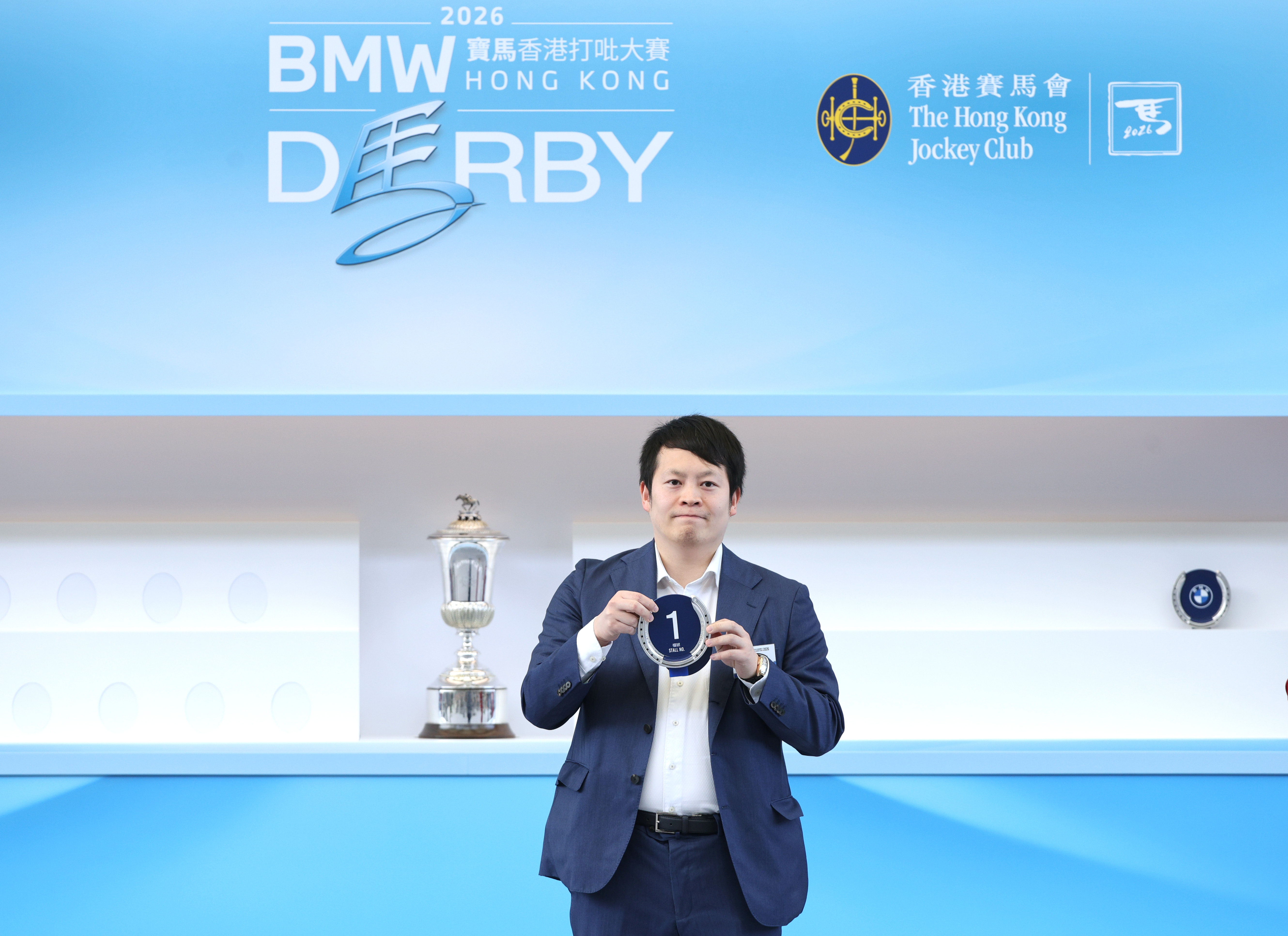 杜曜廷在寶馬香港打吡大賽抽籤排位上為「喜尊龍」抽得第一檔。
